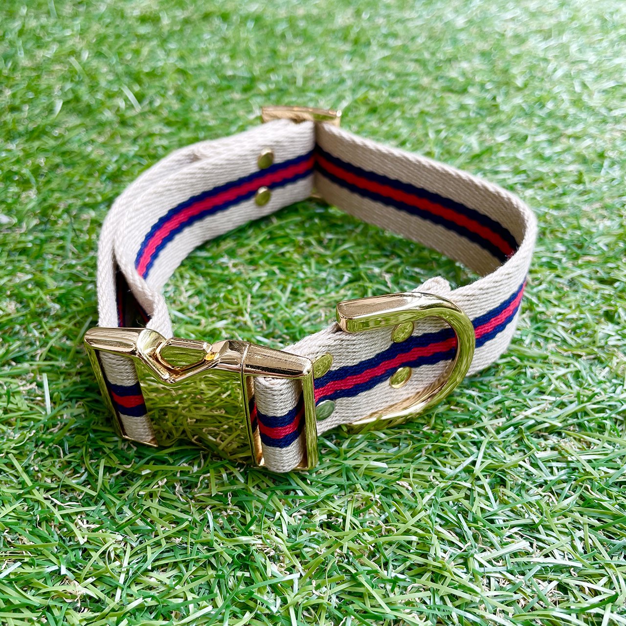 【中型~大型犬用30mm】HOSU ストライプドッグカラー/アイボリー×レッド